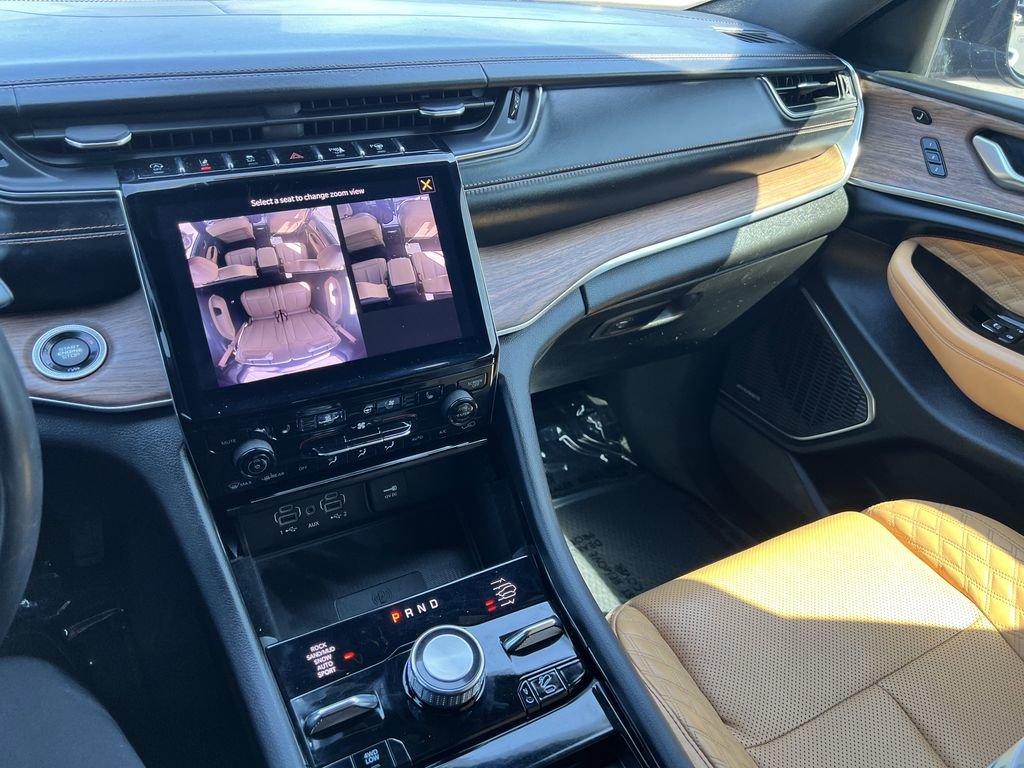 Used 2021 Jeep Grand Cherokee L Summit w/ Advanced Protech Group IV image 13