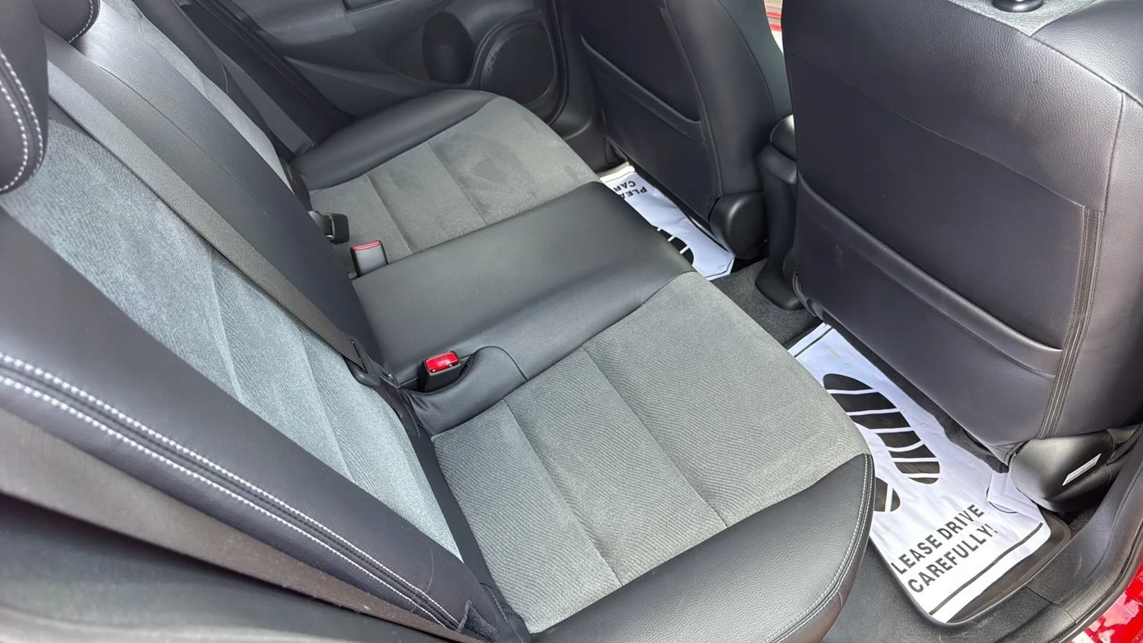Used 2014 Honda Insight EX image 22