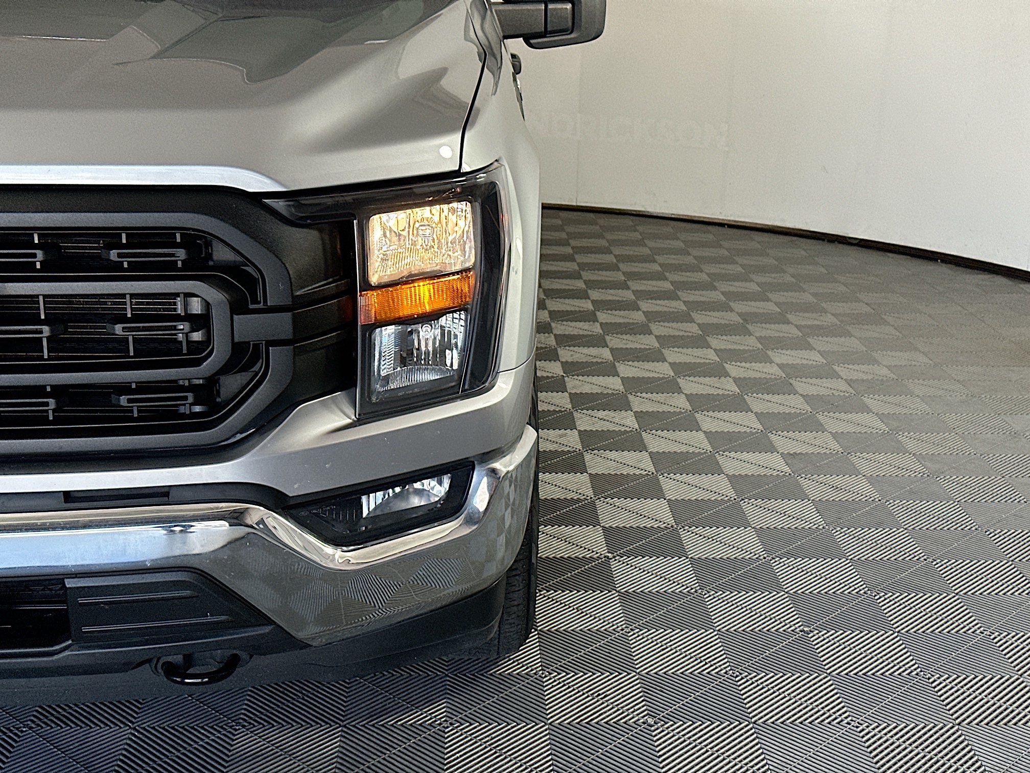 Used 2023 Ford F150 XL w/ XL Chrome Appearance Package AWD/4WD image 9
