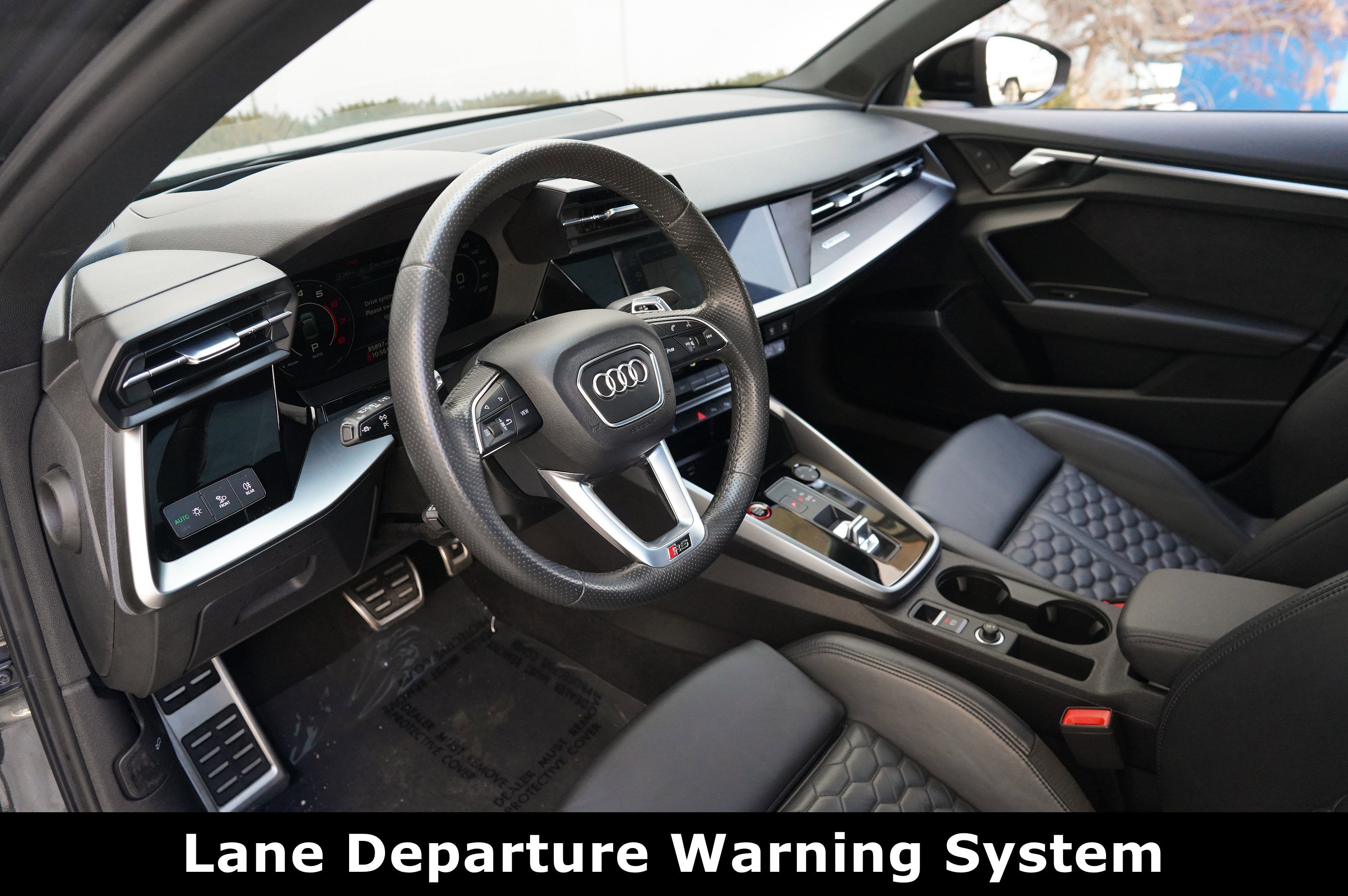 Used 2023 Audi RS 3 image 4