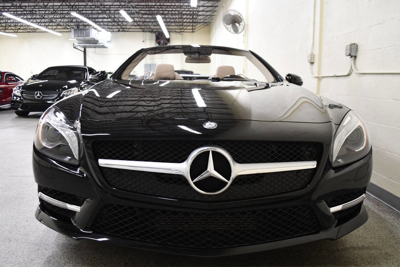 Used 2016 Mercedes-Benz SL 550 SL 550 2dr Convertible image 5