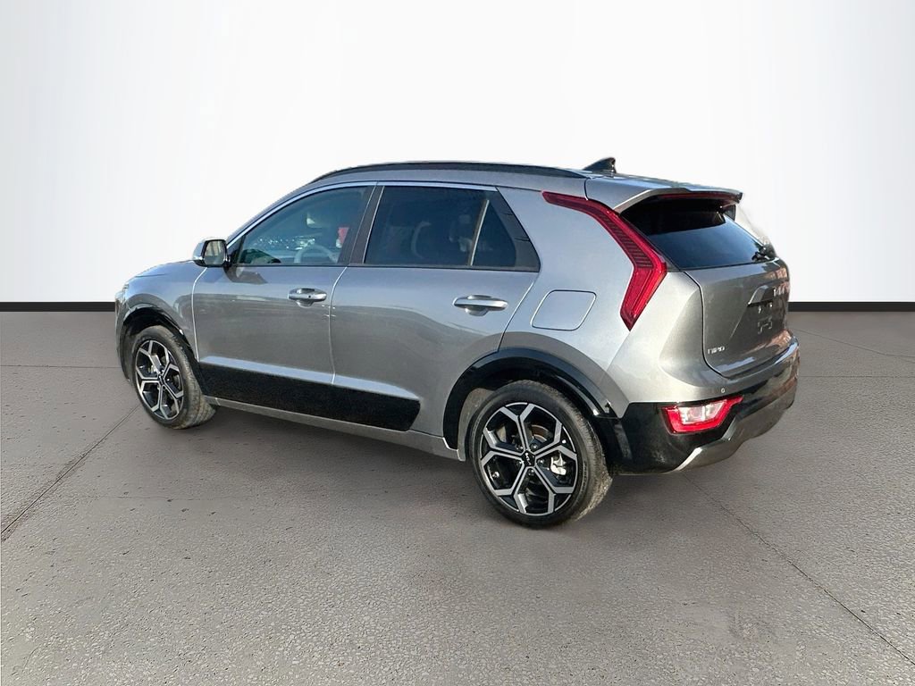 Certified 2025 Kia Niro EX Touring FWD image 5