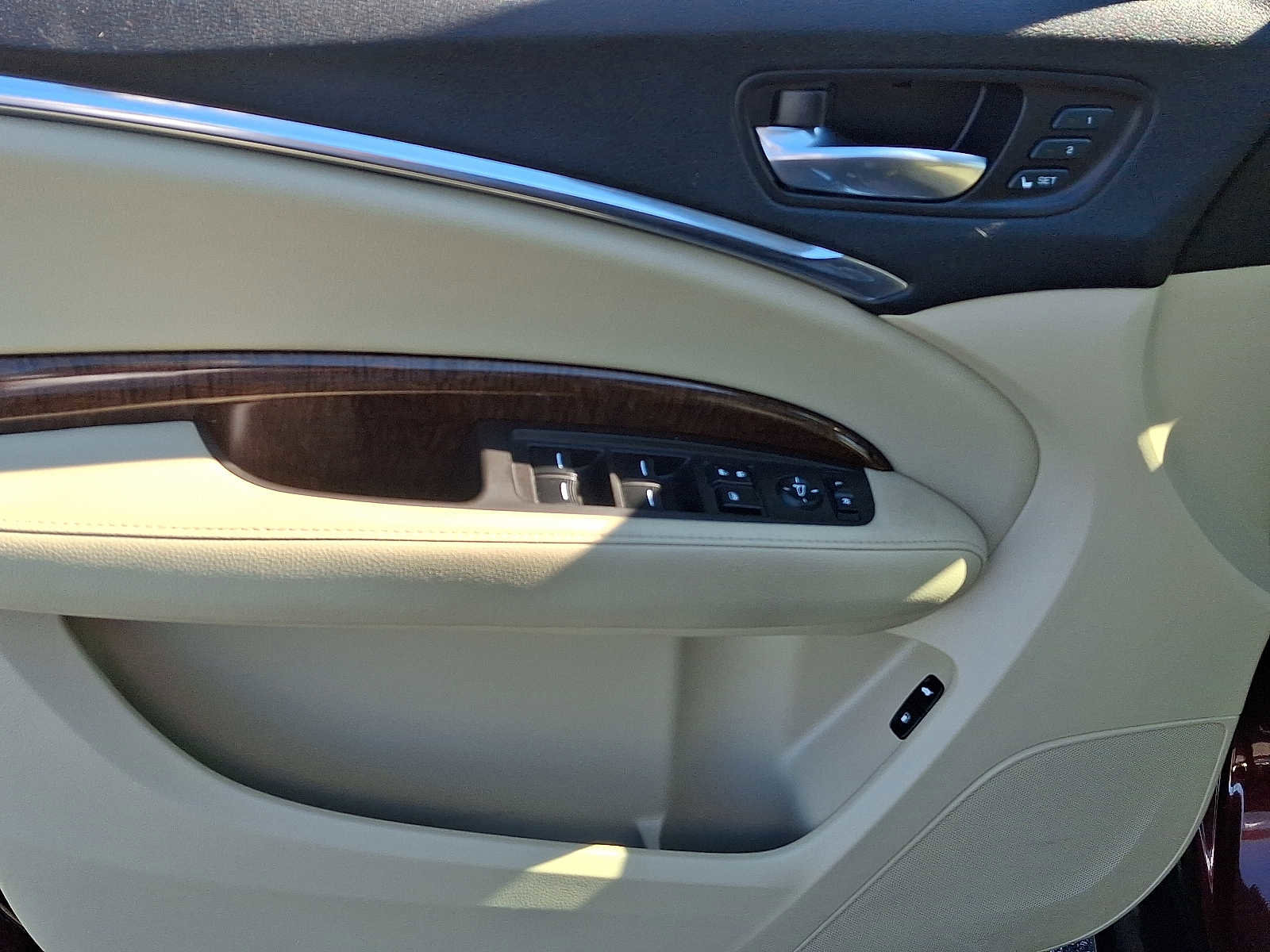 Used 2017 Acura MDX SH-AWD image 14