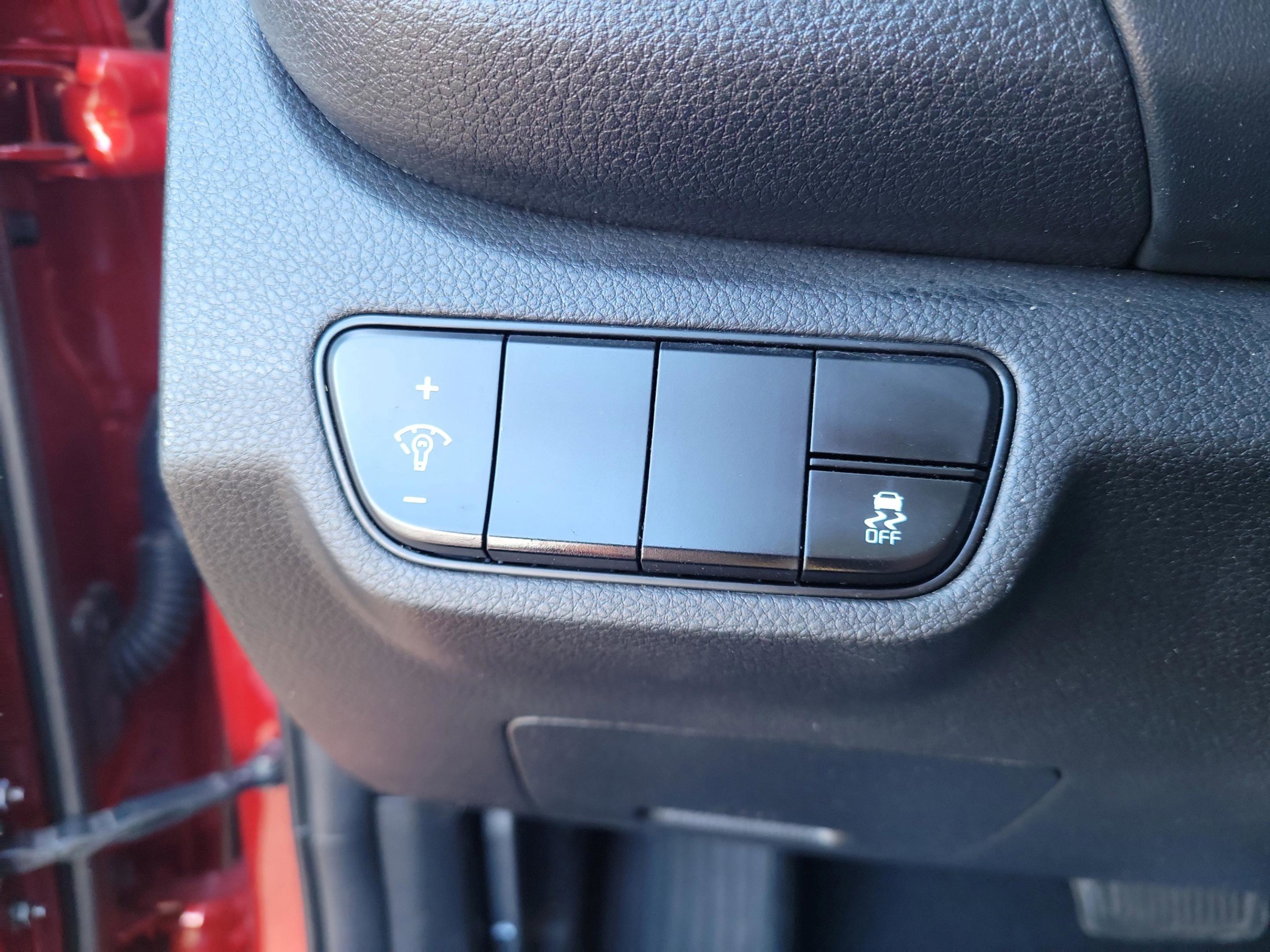 Used 2024 Kia Seltos SX image 19