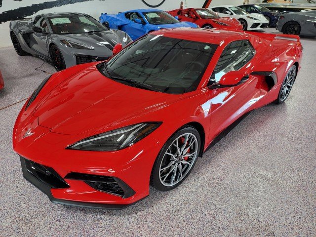 Used 2024 Chevrolet Corvette Stingray Premium Conv w/ Z51 Performance Package RWD image 11