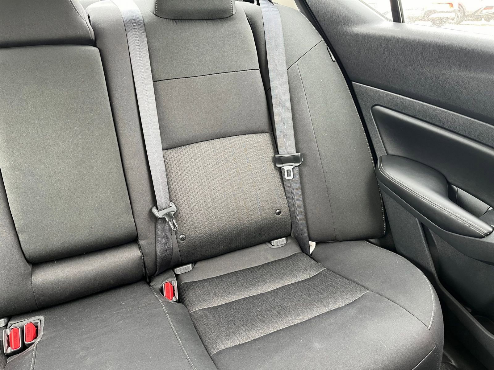 Used 2025 Nissan Altima 2.5 SV image 33