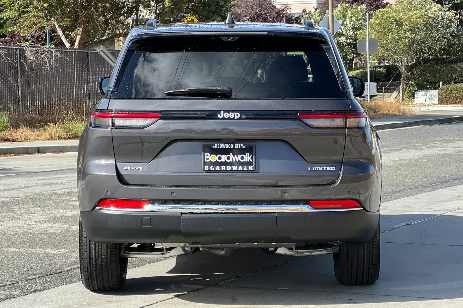 New 2025 Jeep Grand Cherokee Limited w/ Luxury Tech Group II image 5