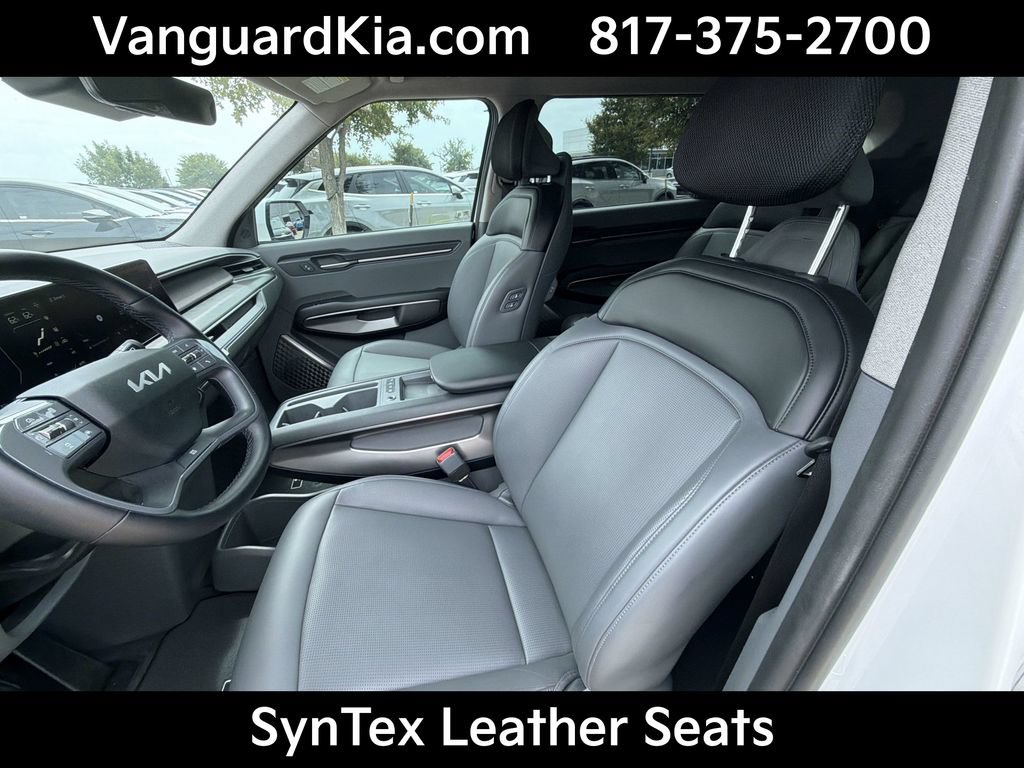 Certified 2024 Kia EV9 Light Long Range RWD image 15