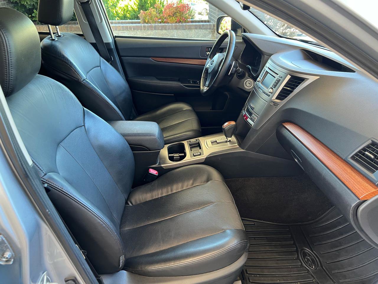 Used 2013 Subaru Outback 2.5i Limited w/ Popular Pkg 1B AWD/4WD image 29