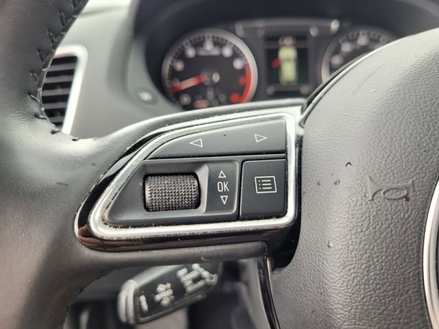 Used 2018 Audi Q3 2.0T Premium Plus w/ Premium Plus Package AWD/4WD image 25