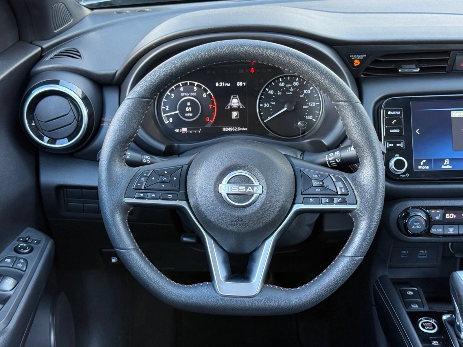 Used 2023 Nissan Kicks SR w/ SR Premium Package FWD image 26
