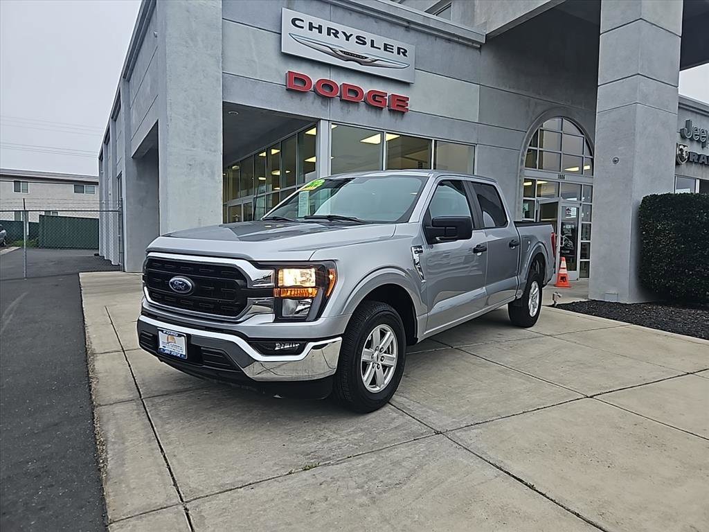 Used 2023 Ford F150 XLT image 1