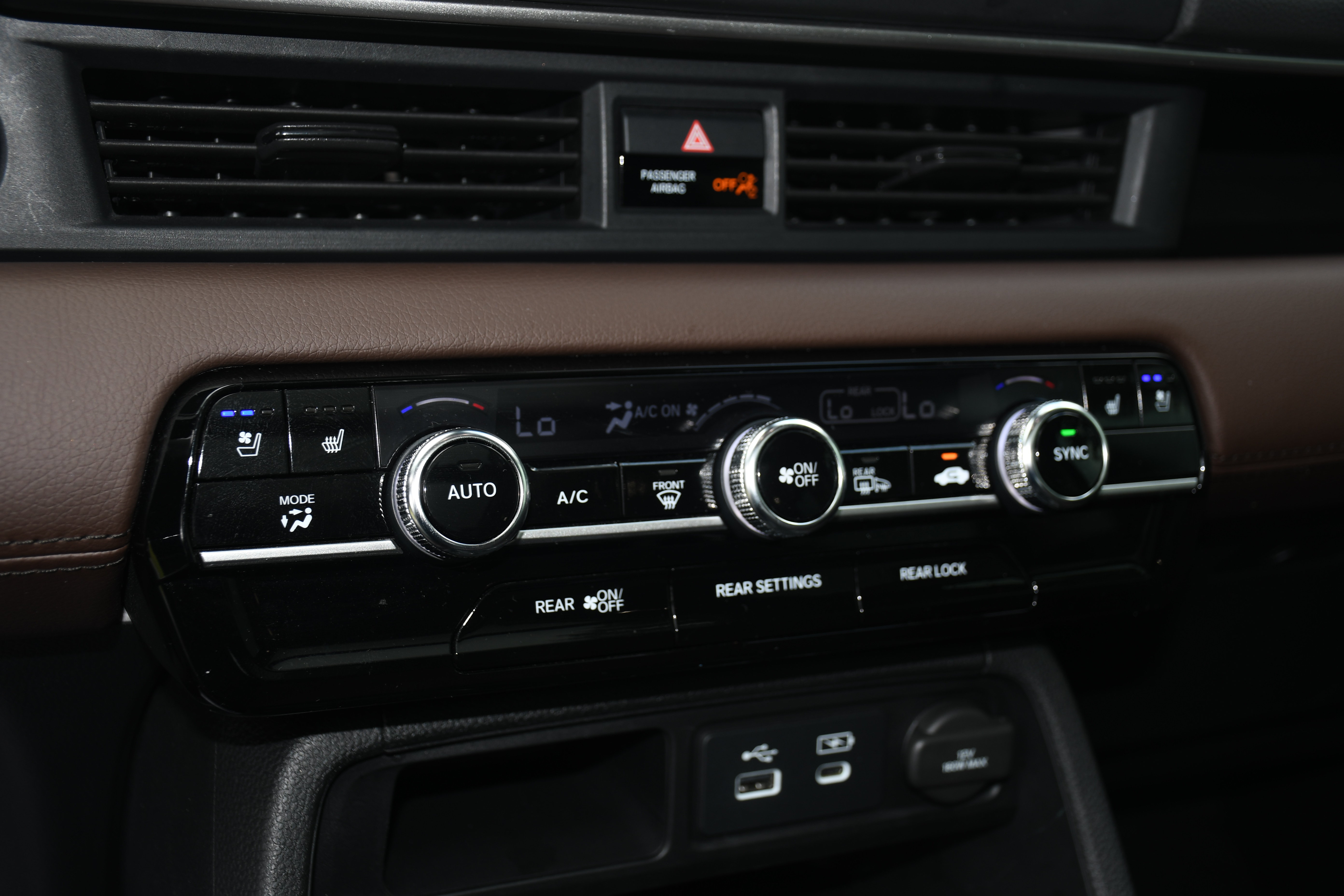 Used 2023 Honda Pilot Elite image 16
