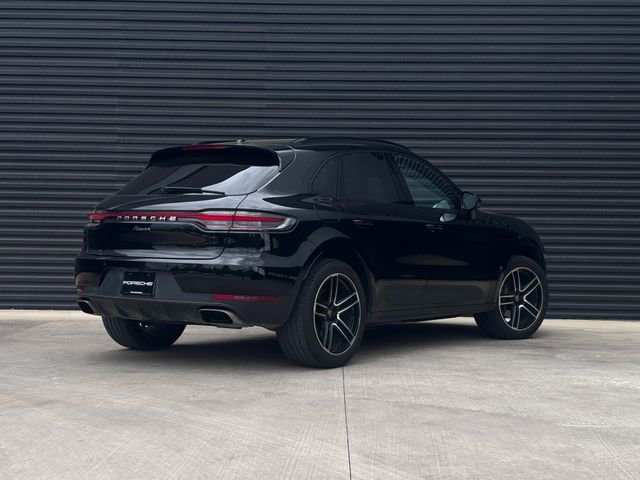 Certified 2021 Porsche Macan image 7