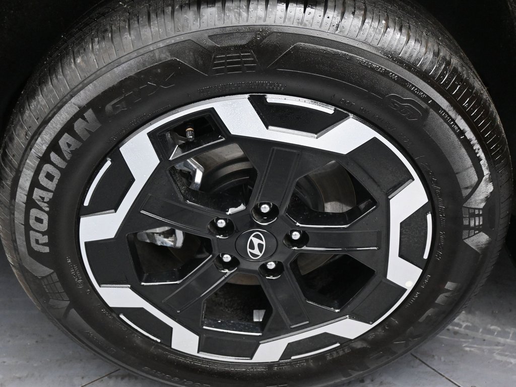 Used 2025 Hyundai Santa Fe SEL w/ Tow & Go Package image 36