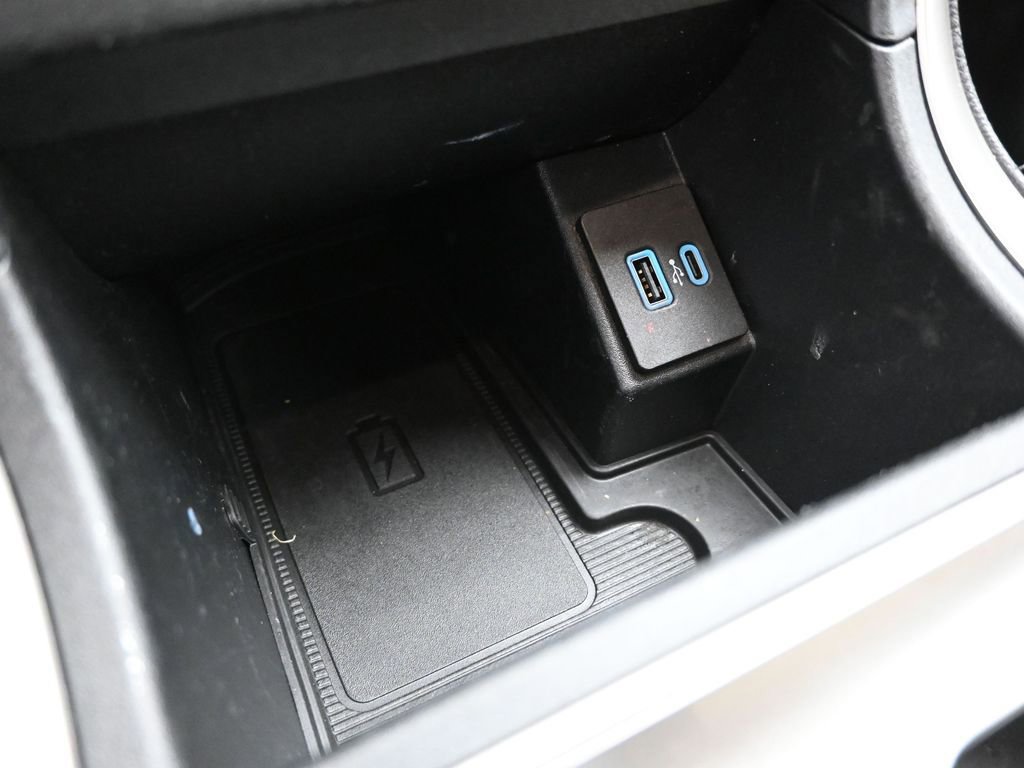 Used 2023 Ford Edge SEL w/ Convenience Package image 18