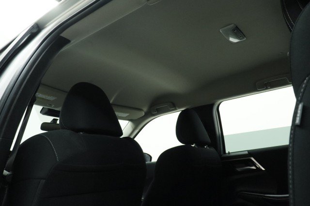 Used 2023 Mitsubishi Outlander ES FWD image 25