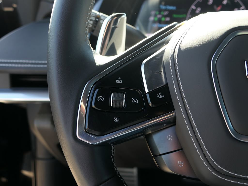 Used 2025 Chevrolet Corvette Stingray Coupe w/ 1LT image 13