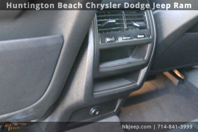 Used 2022 BMW X6 xDrive40i w/ M Sport Package image 35