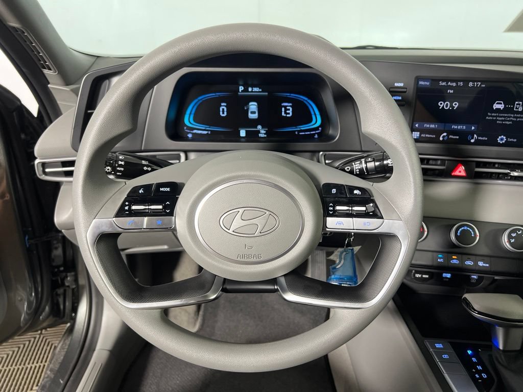 New 2026 Hyundai Elantra SE FWD image 14