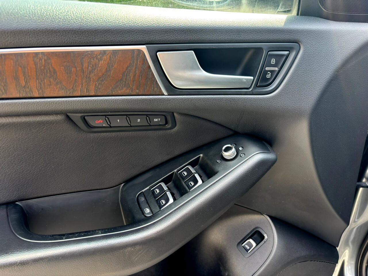 Used 2015 Audi Q5 2.0T Premium Plus w/ Technology Package image 11