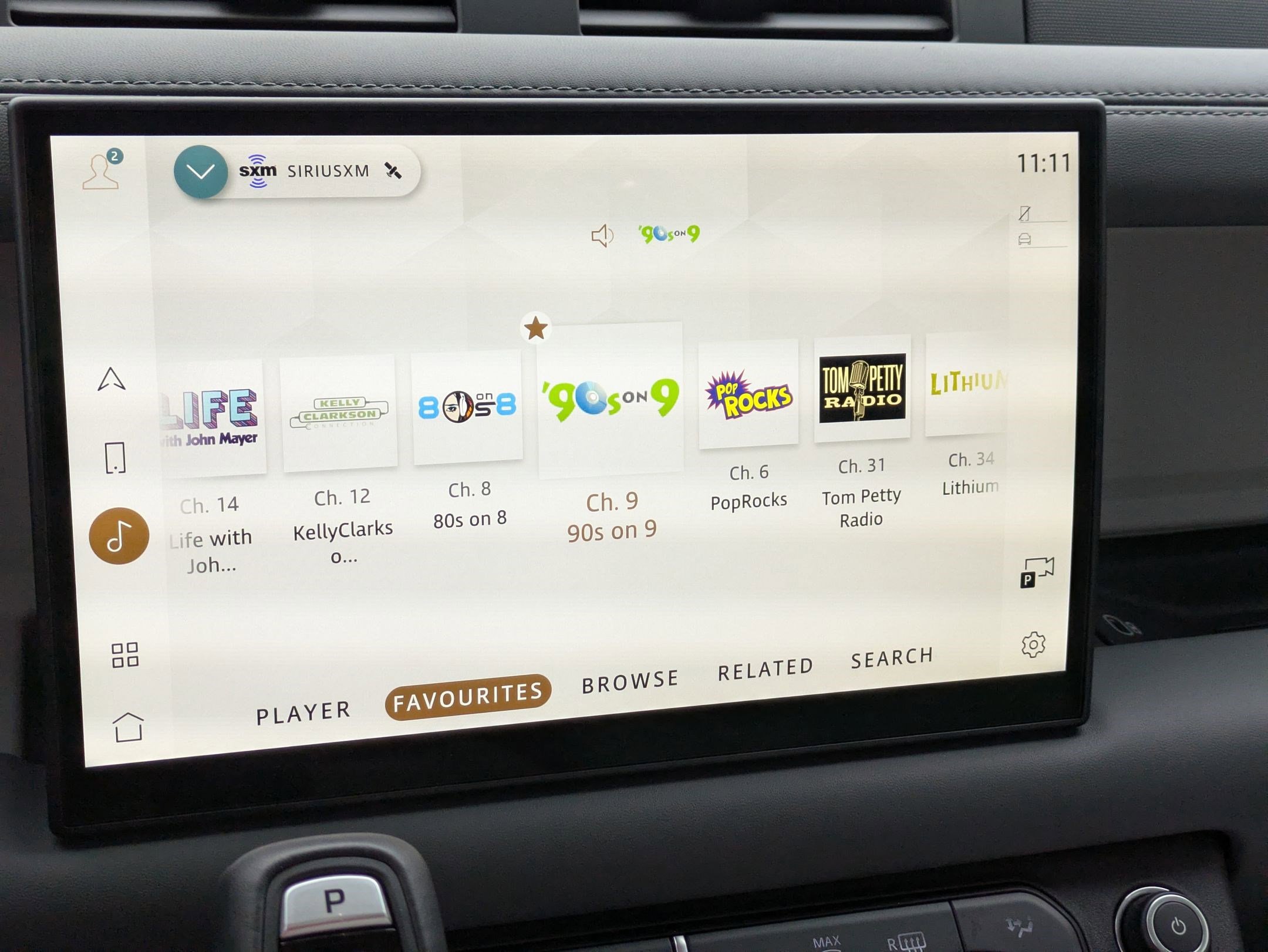 Used 2025 Land Rover Defender 130 S image 21