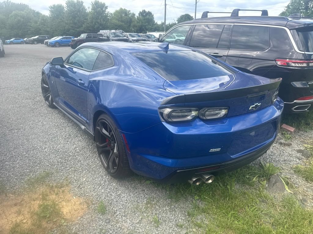 Used 2022 Chevrolet Camaro SS RWD image 4