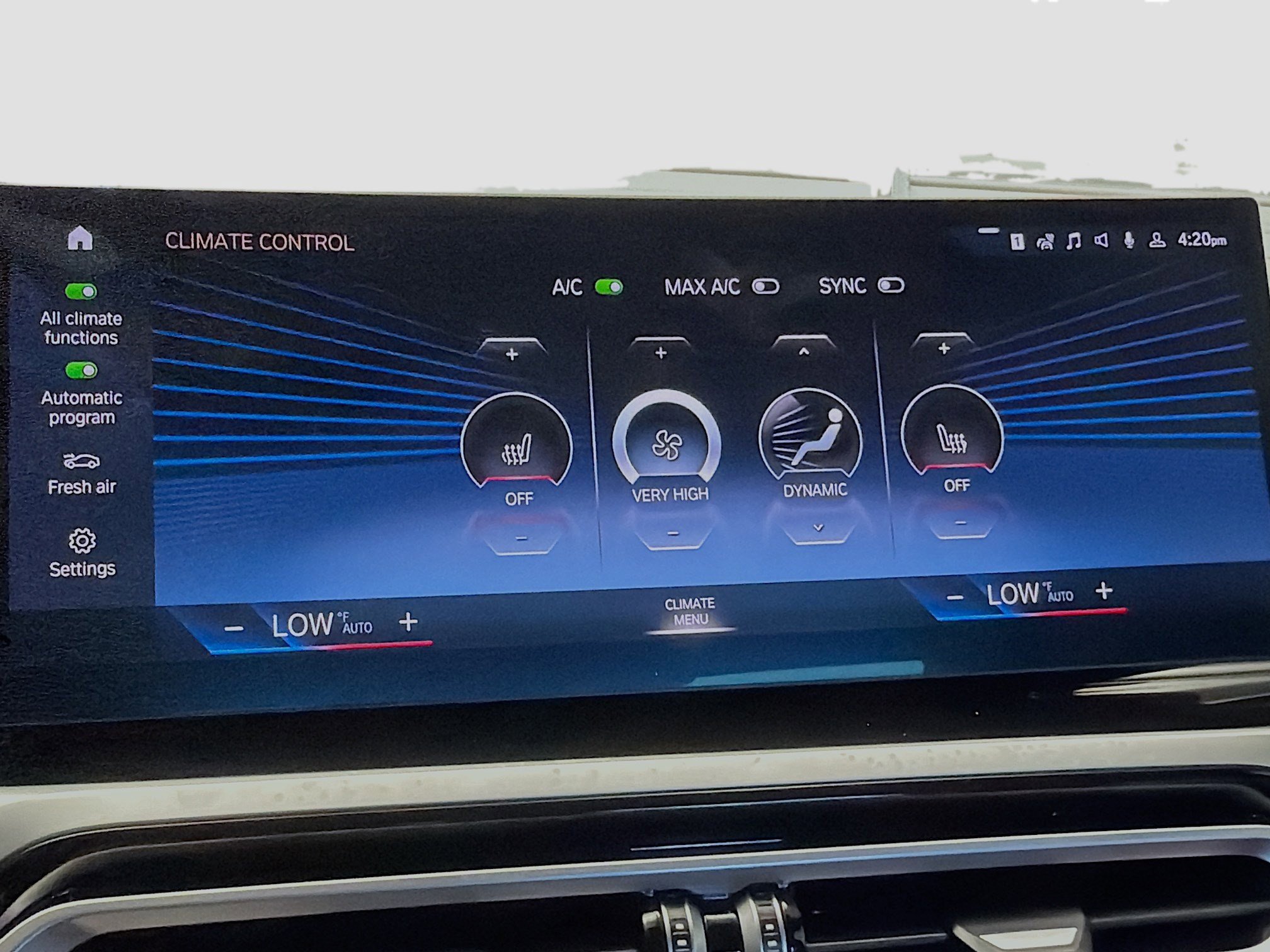 Used 2024 BMW 330e w/ Convenience Package image 9