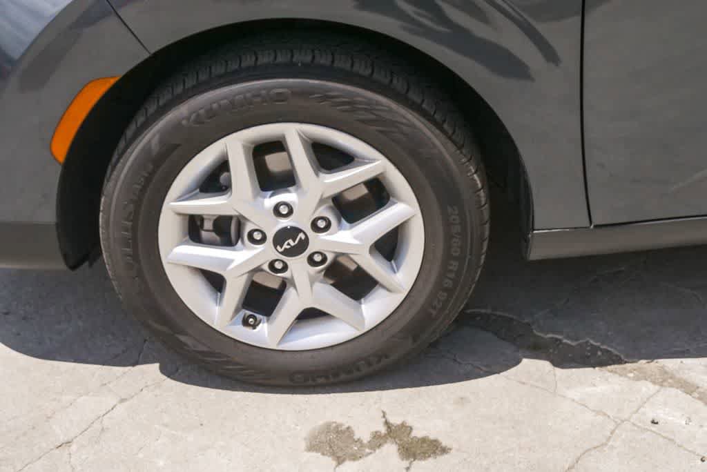 Used 2023 Kia Soul S FWD image 5