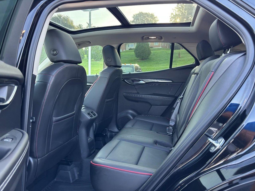 Used 2023 Buick Envision Essence w/ Sport Touring Package AWD/4WD image 10