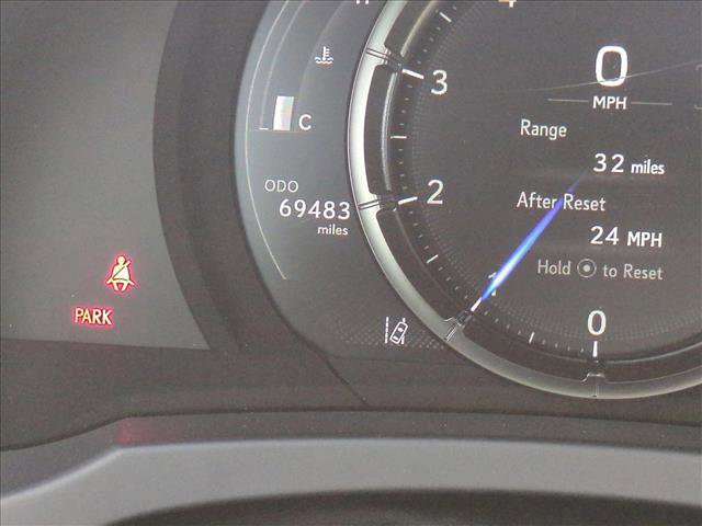 Used 2022 Lexus IS 350 F Sport w/ Accessory Package image 11