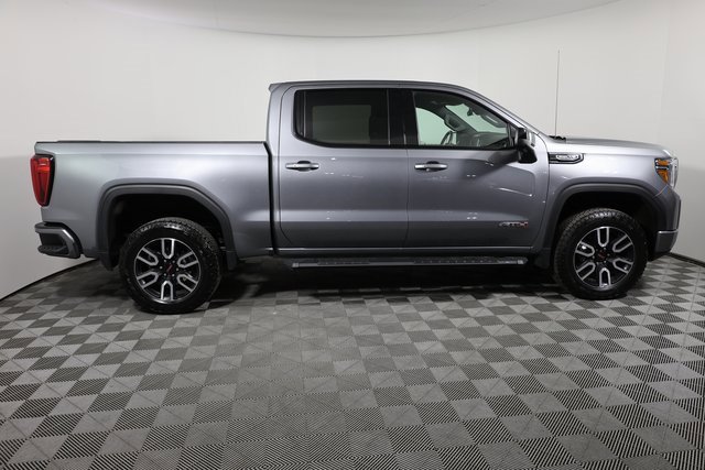 Used 2021 GMC Sierra 1500 AT4 w/ Technology Package image 4