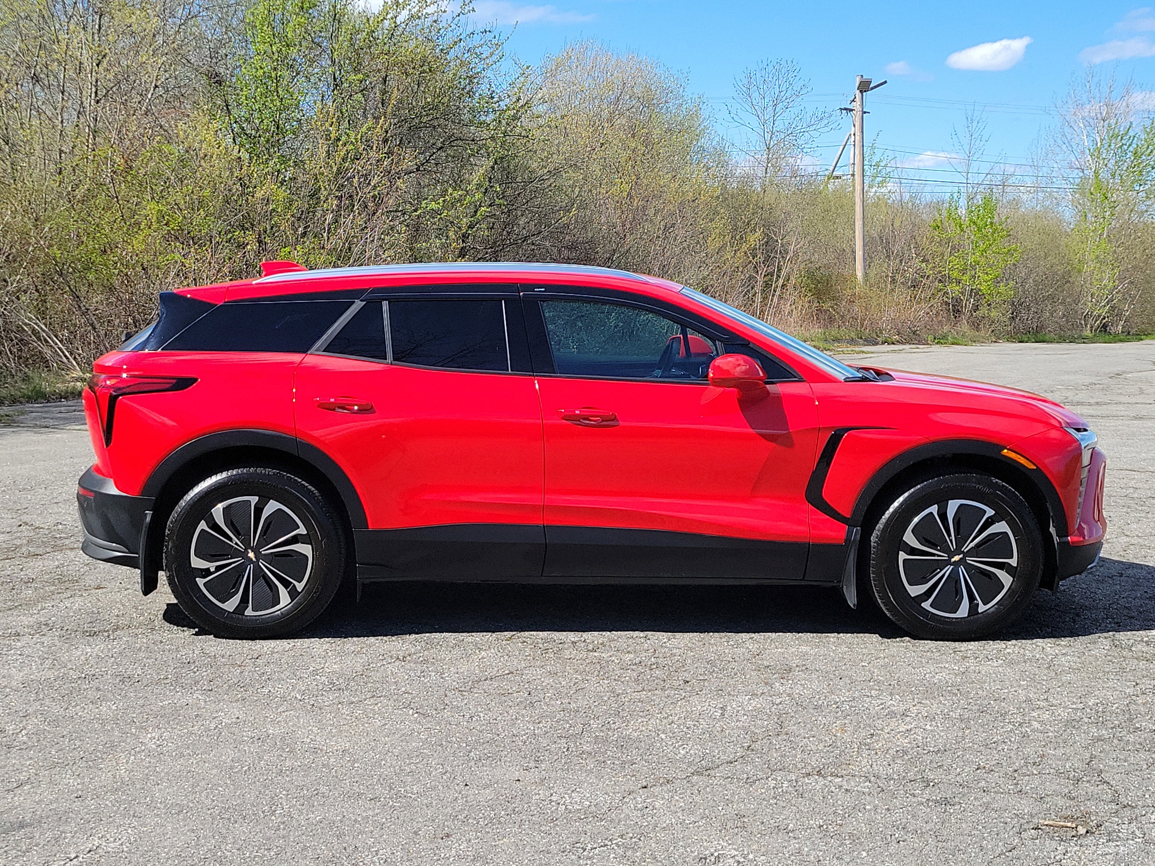 Used 2024 Chevrolet Blazer EV LT AWD/4WD image 4