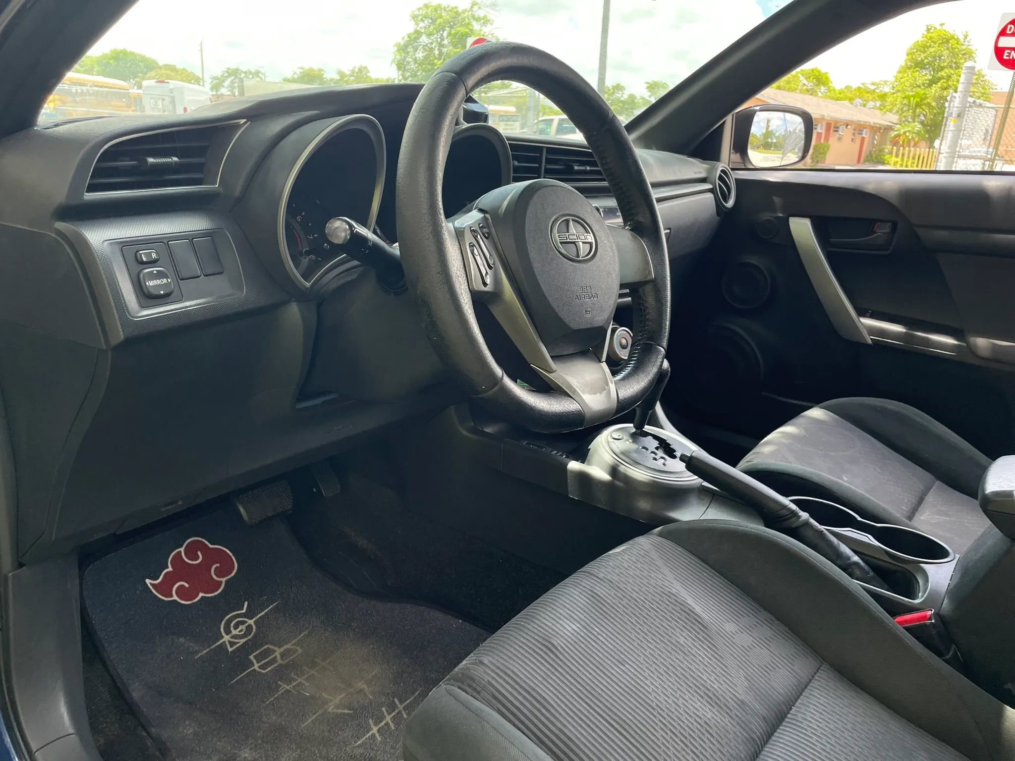 Used 2012 Scion tC FWD image 20