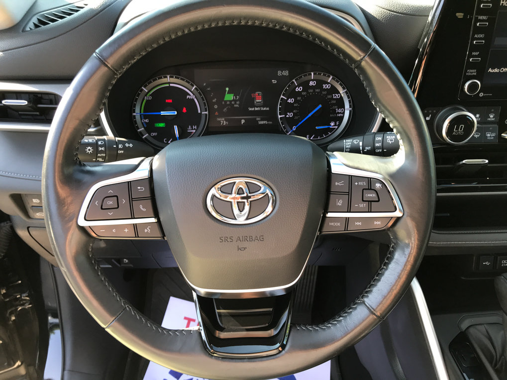 Certified 2020 Toyota Highlander XLE AWD/4WD image 18