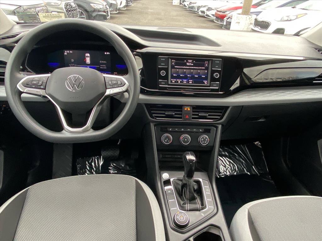 Certified 2022 Volkswagen Taos S image 12