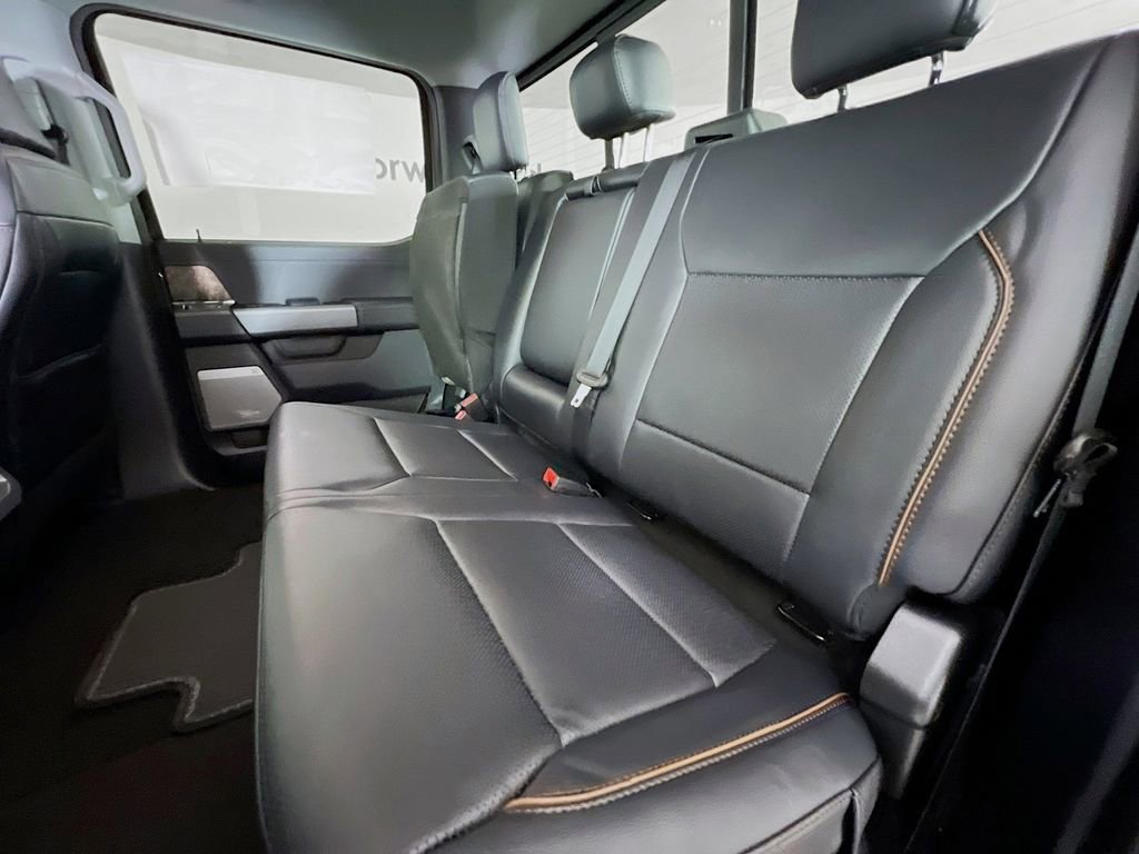 New 2026 Ford F350 Lariat w/ Chrome Package image 28