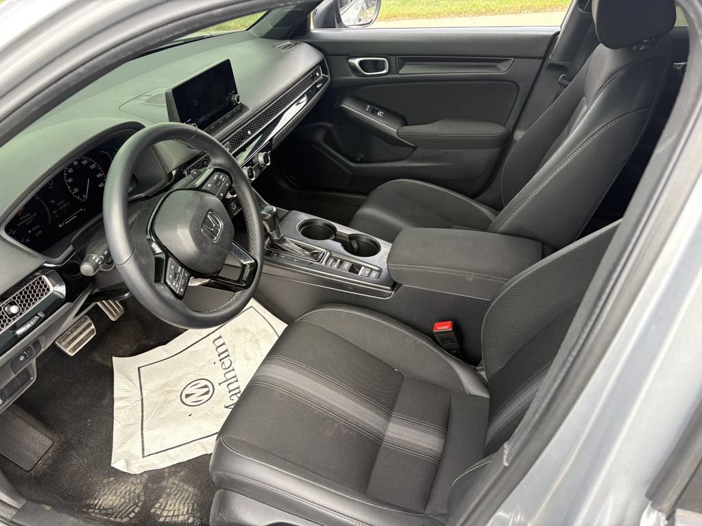 Used 2024 Honda Civic Sport image 5