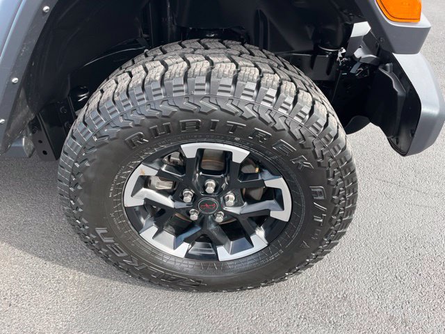 Used 2025 Jeep Wrangler Unlimited Rubicon AWD/4WD image 18