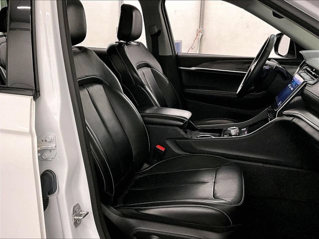 Used 2021 Jeep Grand Cherokee L Limited AWD/4WD image 7
