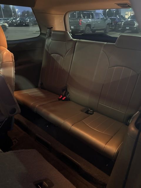 Used 2015 GMC Acadia SLT image 9