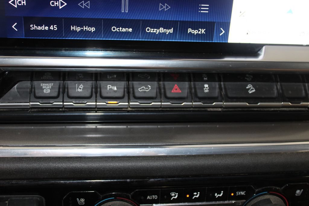 Used 2024 Chevrolet Silverado 2500 High Country w/ High Country Premium Package AWD/4WD image 48