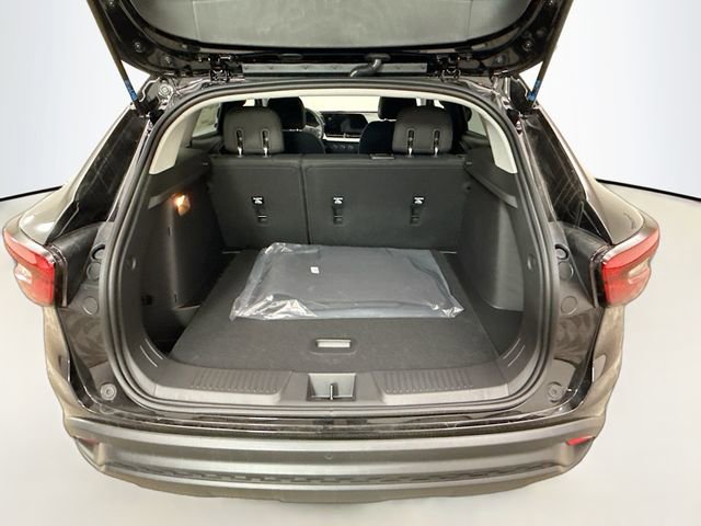 New 2026 Chevrolet Trax LS w/ LS Convenience Package image 26