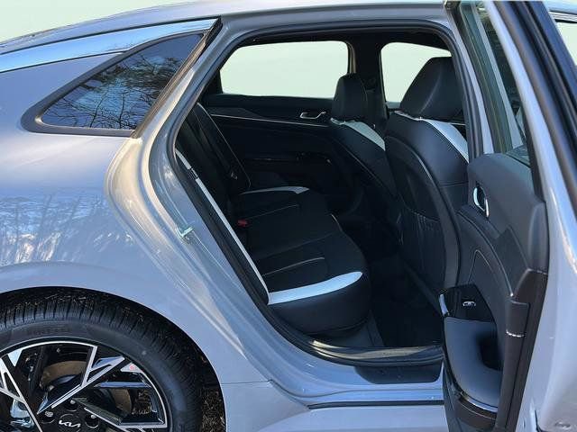 New 2026 Kia K5 GT-Line image 15