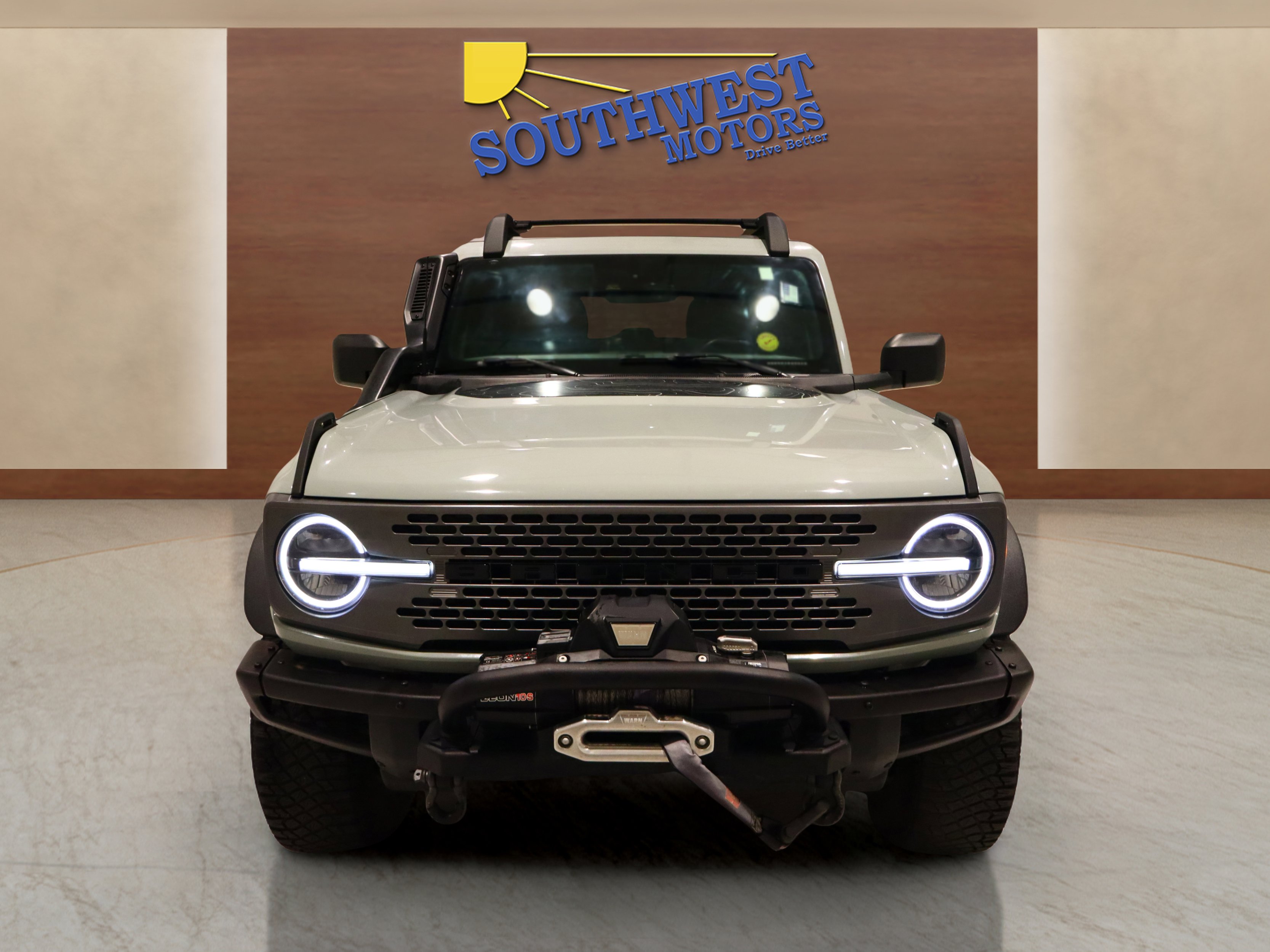Used 2023 Ford Bronco Everglades image 6