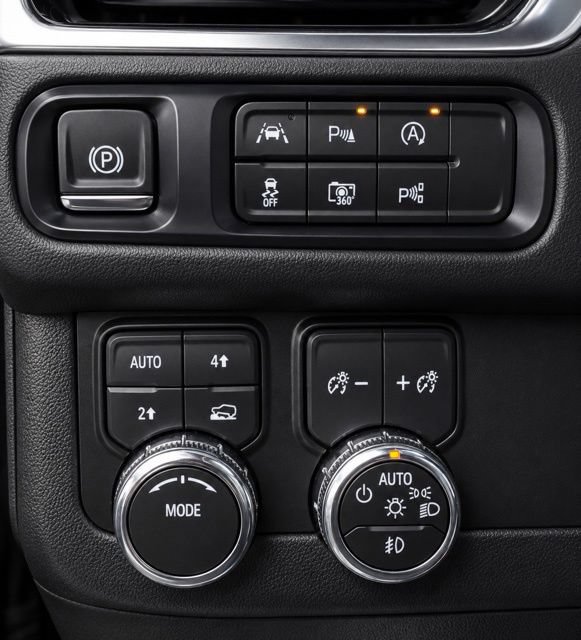 Used 2026 GMC Yukon Denali w/ Sun & Power Step Package AWD/4WD image 24