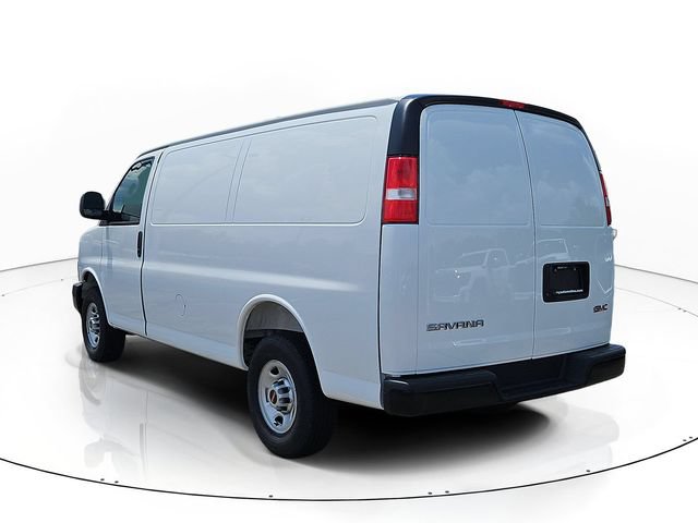 New 2026 GMC Savana 2500 w/ Driver Convenience Package RWD image 4