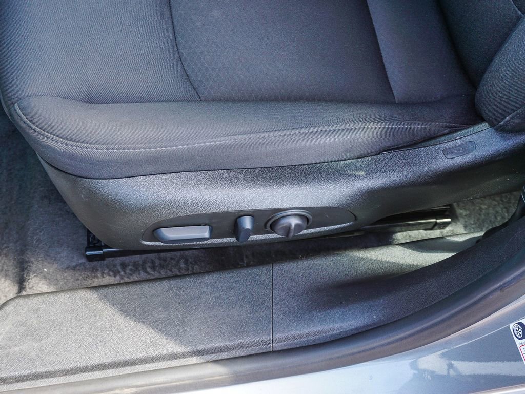 Used 2025 Chevrolet Malibu LT FWD image 19