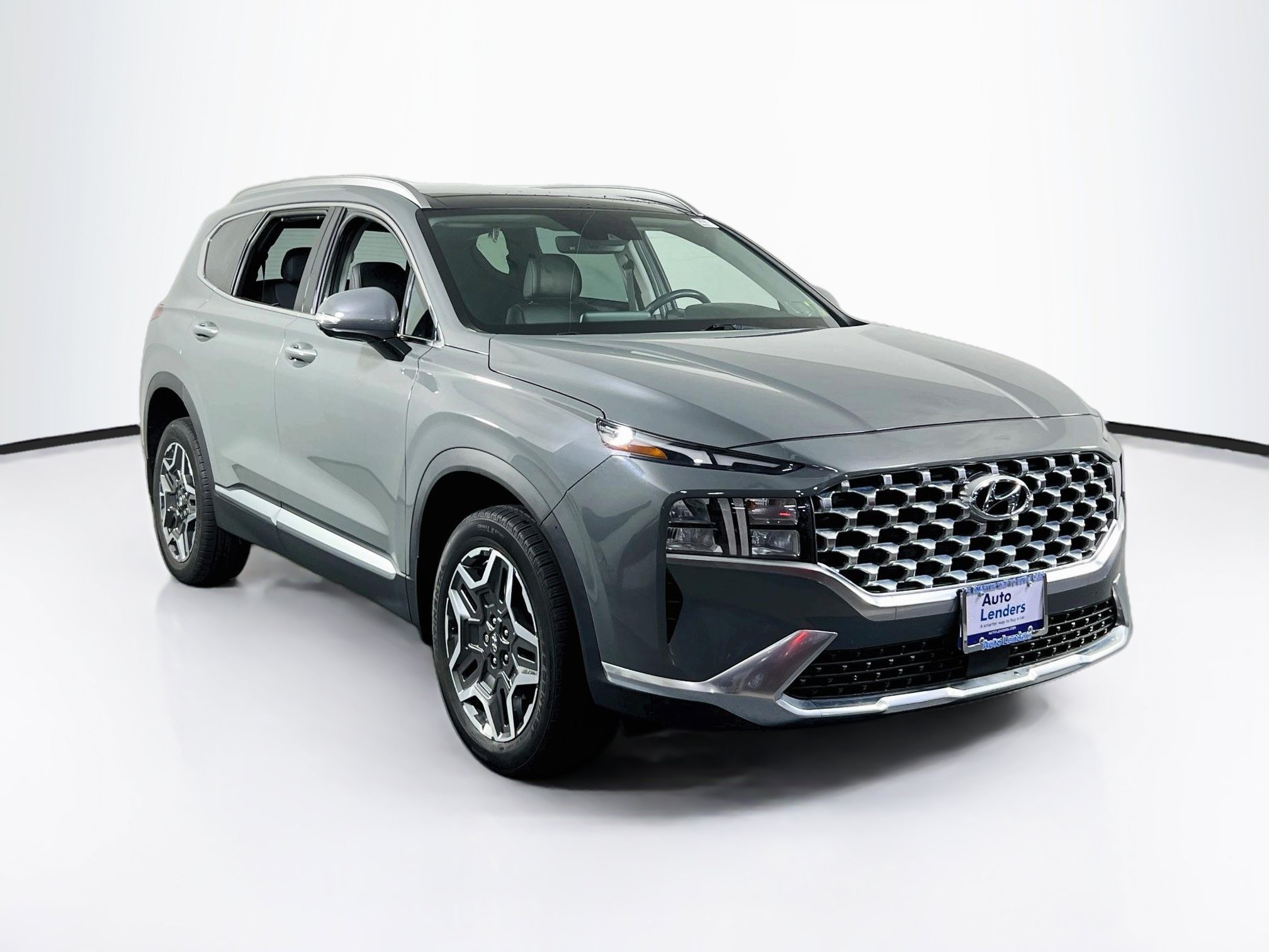 Used 2023 Hyundai Santa Fe SEL Premium w/ Cargo Package AWD/4WD image 3