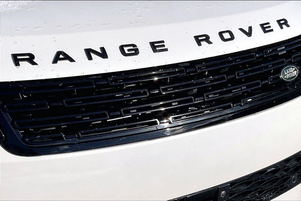 Used 2025 Land Rover Range Rover Sport Dynamic SE AWD/4WD image 31